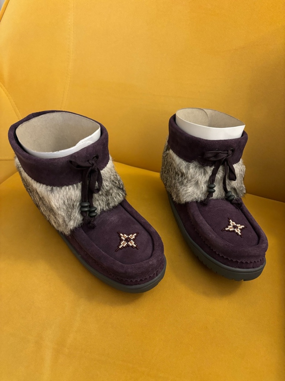 New in Box Women’s Purple Suede Fur-Trim Moccasin Waterproof Boot w/Care Kit